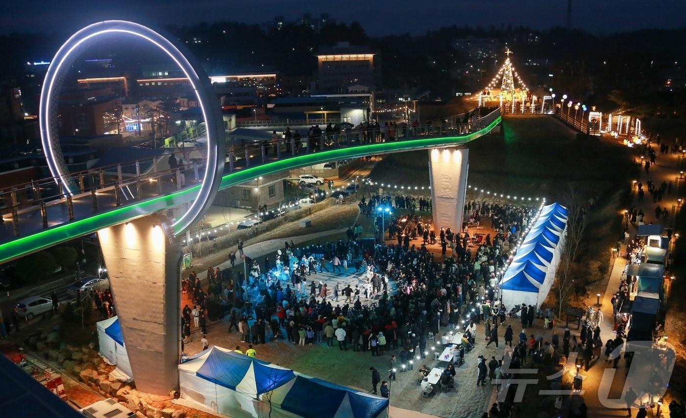 본문 이미지 - 지난 15일 열린 영암 고구마달빛축제 전경.(영암군 제공. 재판매 및 DB금지) ⓒ 뉴스1 