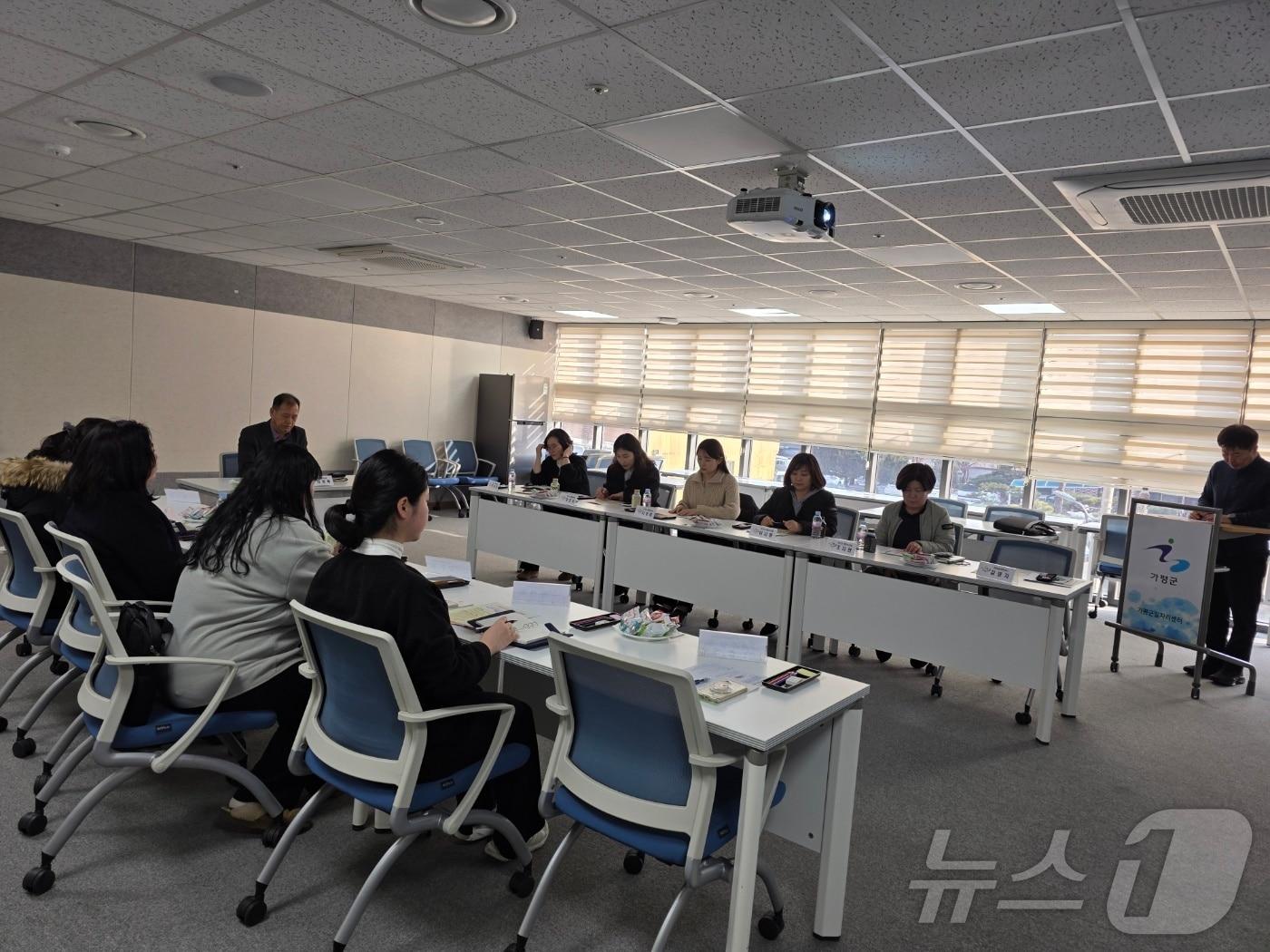 본문 이미지 - 경기 가평군 읍면 의료급여 담당자 역량 강화 교육 모습(가평군 제공, 재판매 및 DB 금지)/뉴스1