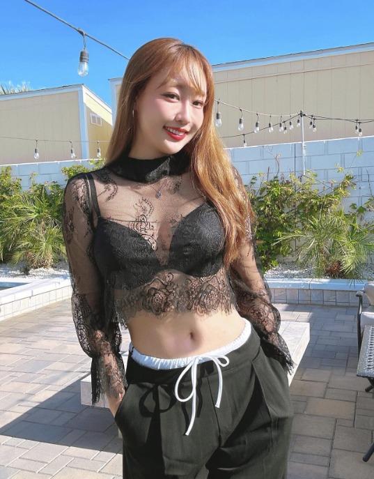 본문 이미지 - 방송인 박지영 인스타그램