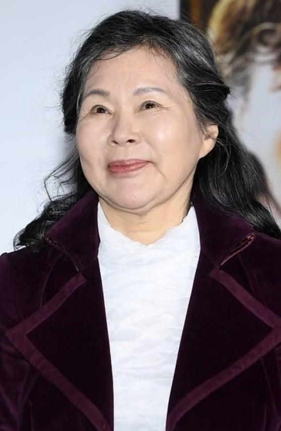 본문 이미지 - 배우 이주실 / 소속사 일이삼공 컬쳐 홈페이지