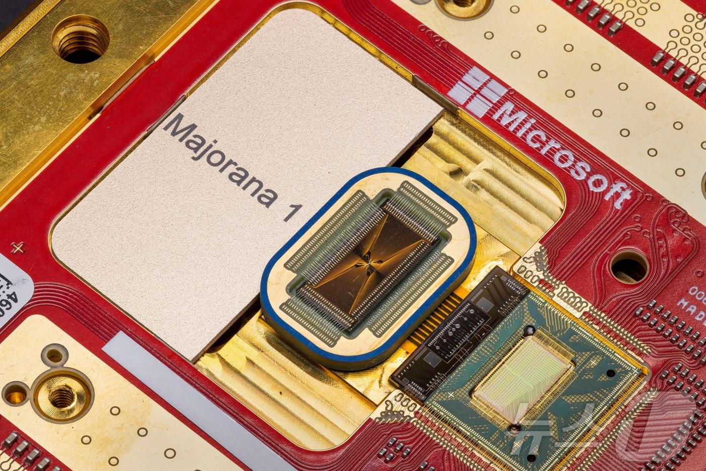 마이크로소프트가 개발한 양자컴퓨팅 칩 마요라나1&#40;Majorana 1&#41; ⓒ 로이터=뉴스1