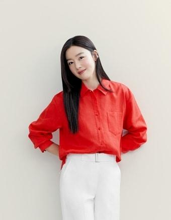 본문 이미지 - 한선화과 글로벌세아그룹 인디에프의 여성복 브랜드 꼼빠니아와 3년째 동행을 이어간다 (글로벌세아그룹 제공)