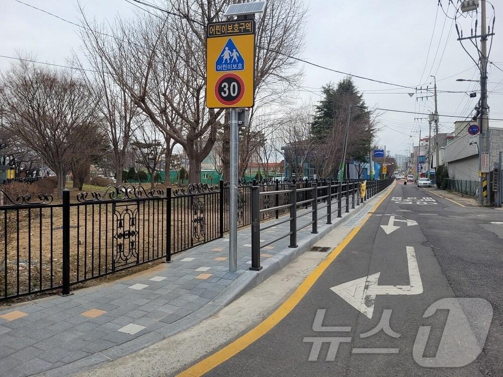 본문 이미지 - 전북 군산시 동초등학교 앞 어린이보호구역&#40;전북경찰청 제공. 재판매 및 DB금지&#41;.2025.2.21/뉴스1