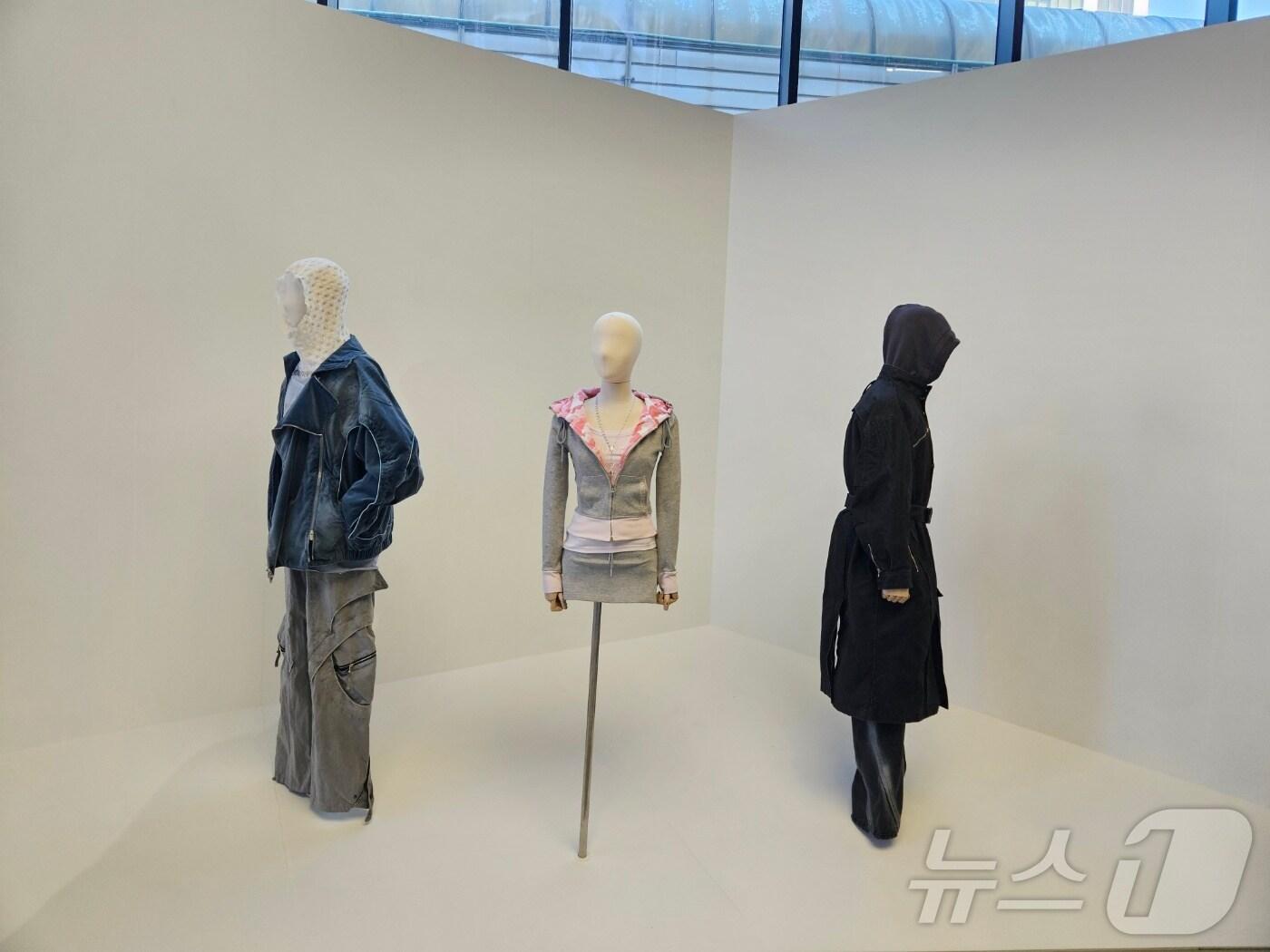 본문 이미지 - 무신사가 21일 서울 성수동 소재 무신사 테라스 성수에서 '무신사 MNFS 우수 장학생 브랜드 팝업 스토어'를 열었다.ⓒ 뉴스1/김진희 기자.