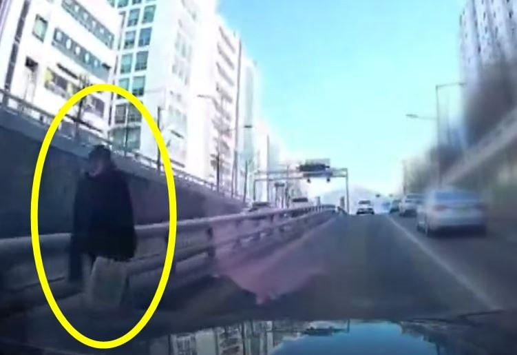 본문 이미지 - (JTBC '사건반장')