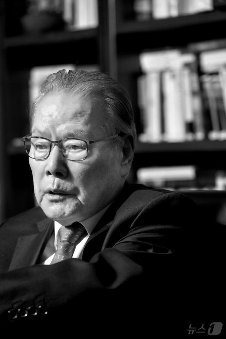 본문 이미지 - 고 이어령 초대 문화부 장관