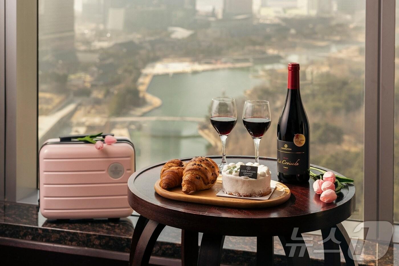 쉐라톤 그랜드 인천 호텔 '블루밍 뷰' 패키지 / 뉴스1