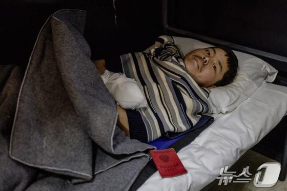 본문 이미지 -  우크라이나군이 러시아 서부 쿠르스크 지역에서 생포한 북한군 포로. (젤렌스키 대통령 X 캡처) 2025.1.12/뉴스1 ⓒ News1 김진환 기자