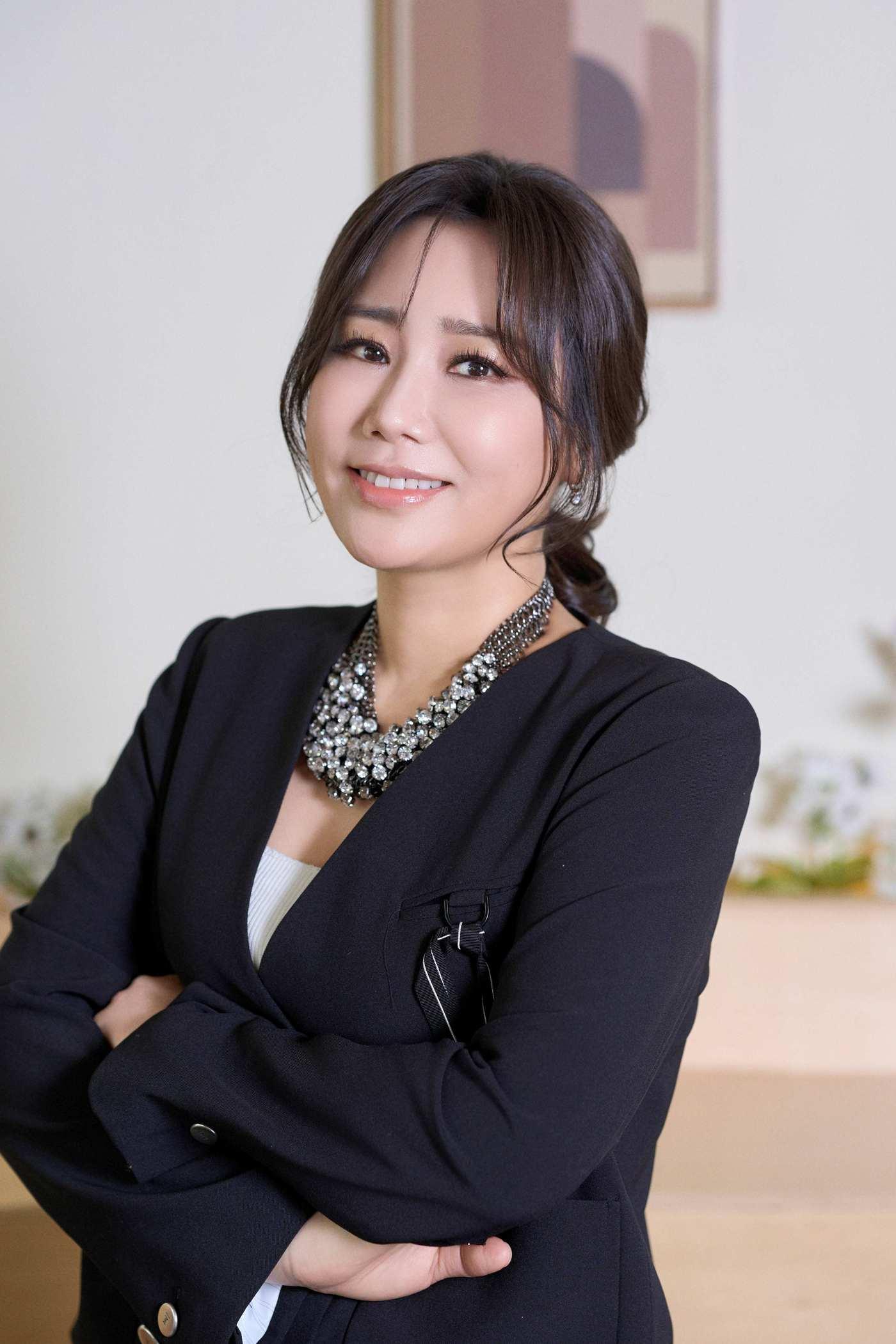 본문 이미지 - 배우 신영숙&#40;에이콤 제공&#41;