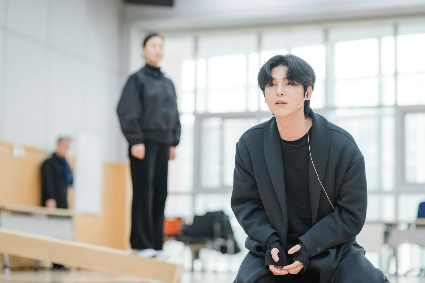 27일 열린 라운드인터뷰 전 시연을 선보이고 있는 국립창극단 김준수&#40;국립극장 제공&#41;