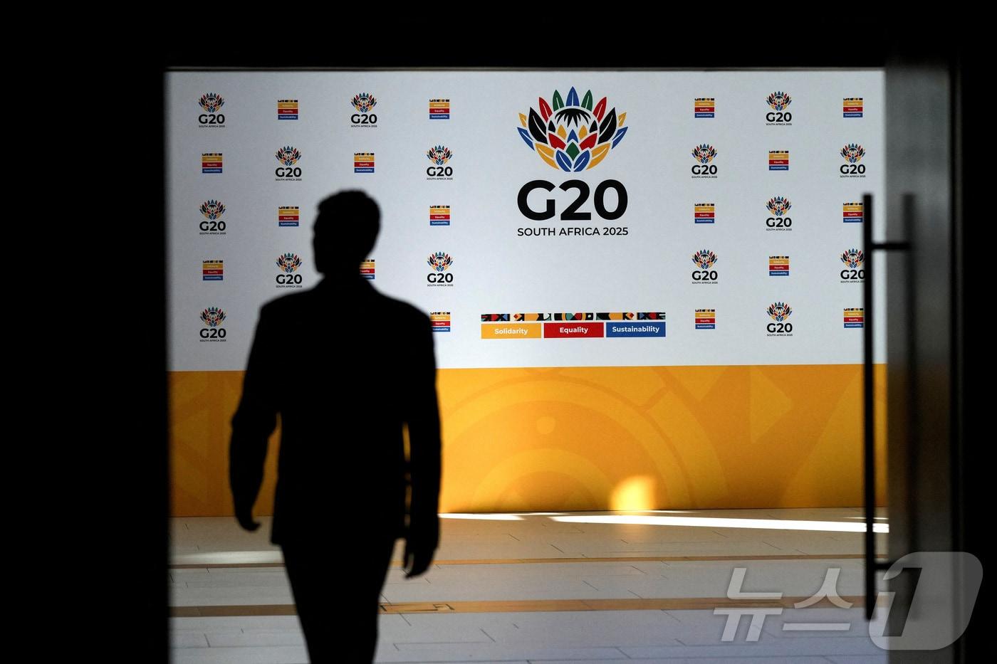 본문 이미지 - 남아프리카공화국 케이프타운에서 열린 2025 G20 재무장관 회의가 열리고 있다. 2025.02.25 ⓒ 로이터=뉴스1 ⓒ News1 정지윤 기자