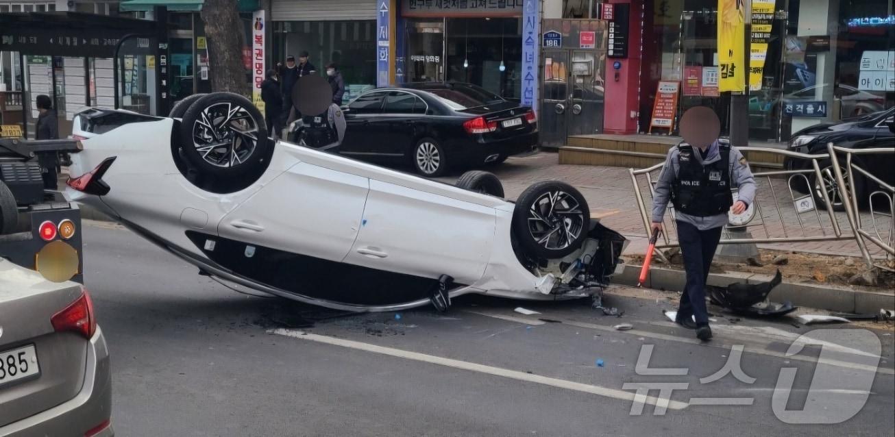 본문 이미지 - 사고 현장(청주서부소방서 제공. 재판매 및 DB 금지).2025.2.28/뉴스1 