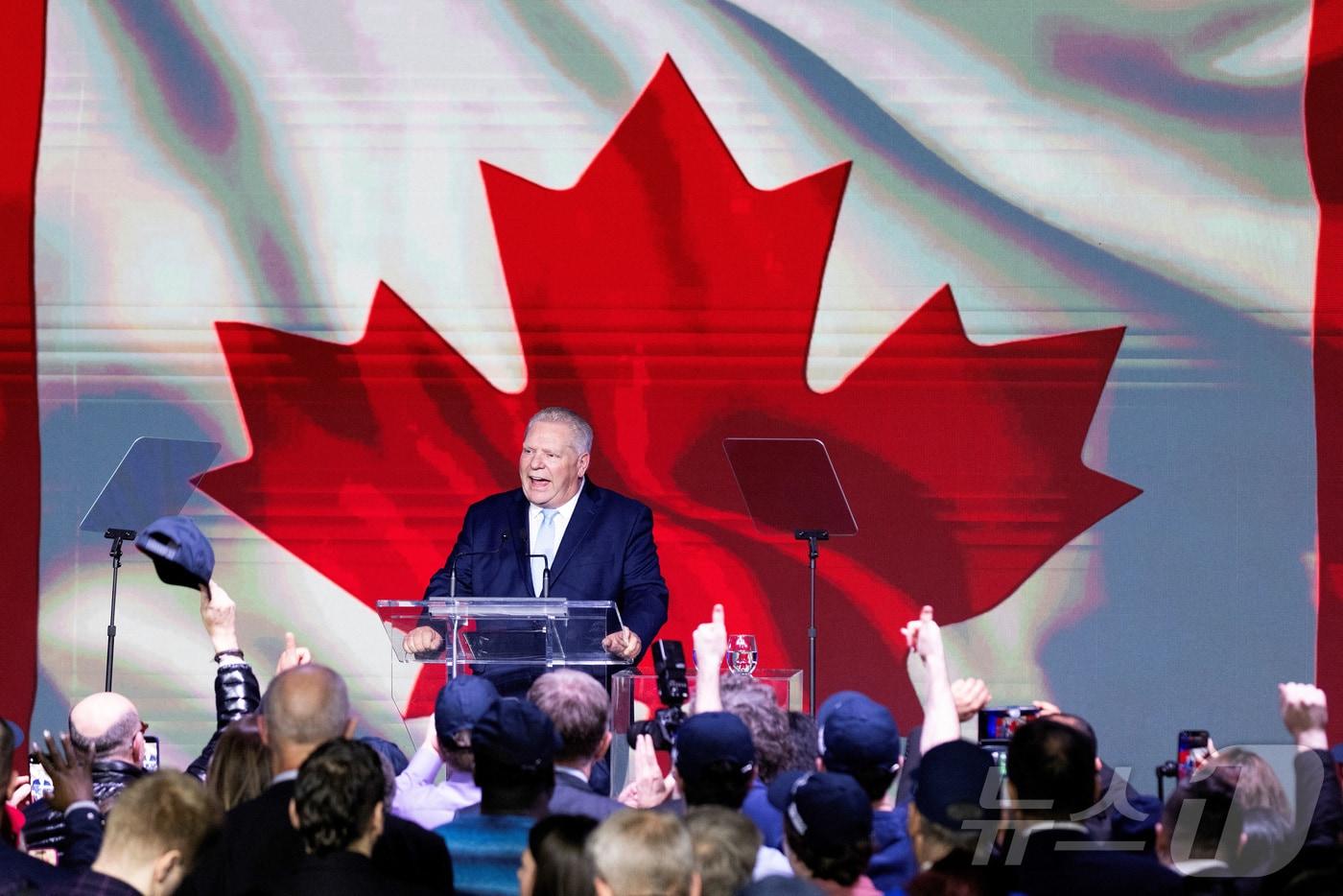 캐나다 온타리오 주지사 선거에서 보수당의 더그 포드가 27일&#40;현지시간&#41; 3선에 성공한 뒤 연설하고 있다. 2025.2.27 ⓒ 로이터=뉴스1 ⓒ News1 강민경 기자