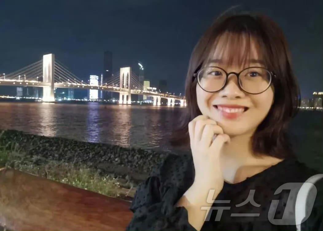 본문 이미지 - 딥시크 핵심 개발자 중 한명인 뤄푸리. (사진출처=웨이보)