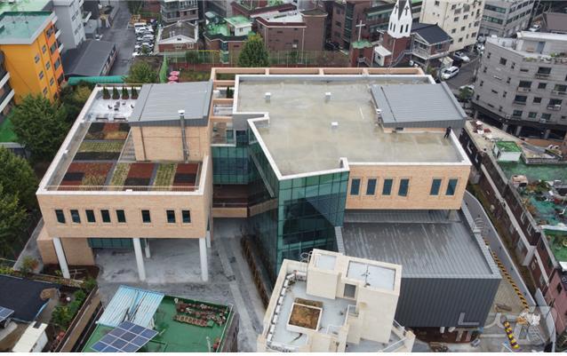 본문 이미지 -  50플러스 동부캠퍼스 전면 모습.(서울시 제공) 