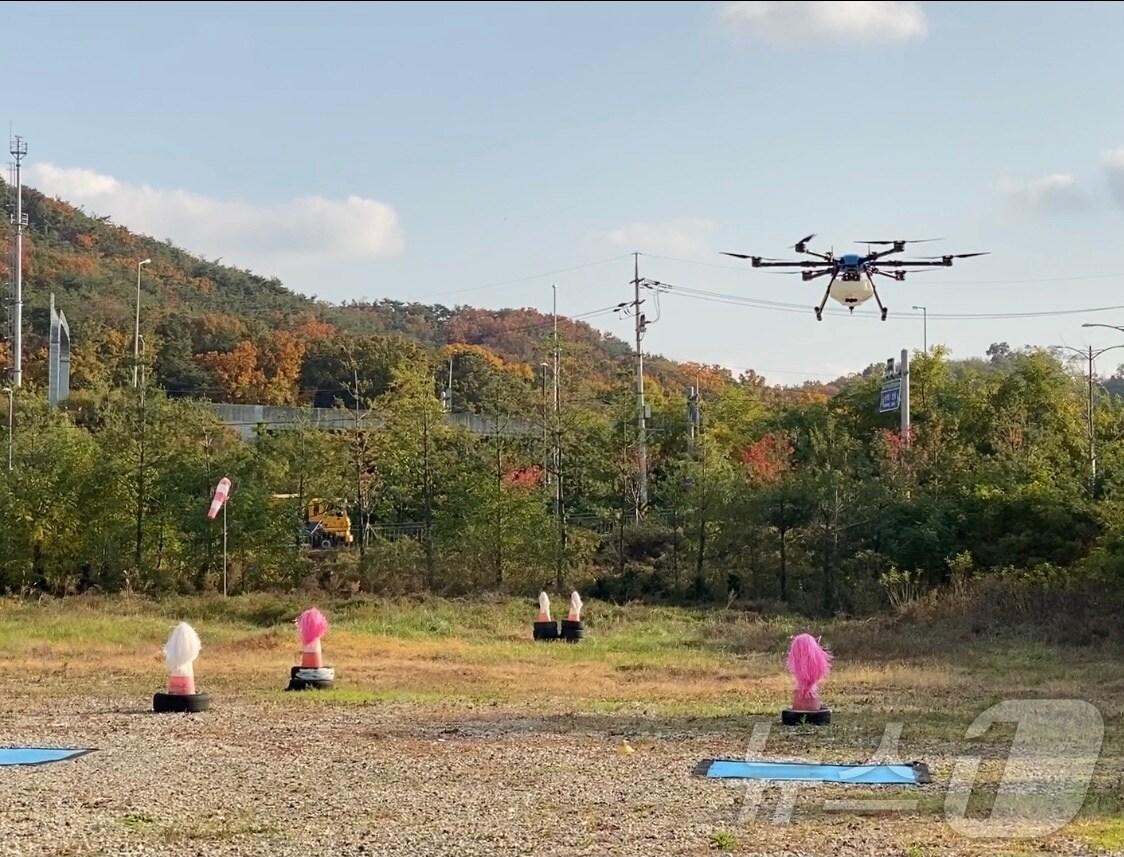 본문 이미지 - 경기 안양시가 이달 1일부터 오는 5월 15일까지를 '봄철 산불조심기간'으로 지정하고, 드론 감시 등을 통한 산불방지에 총력을 기울인다.(안양시 제공)/