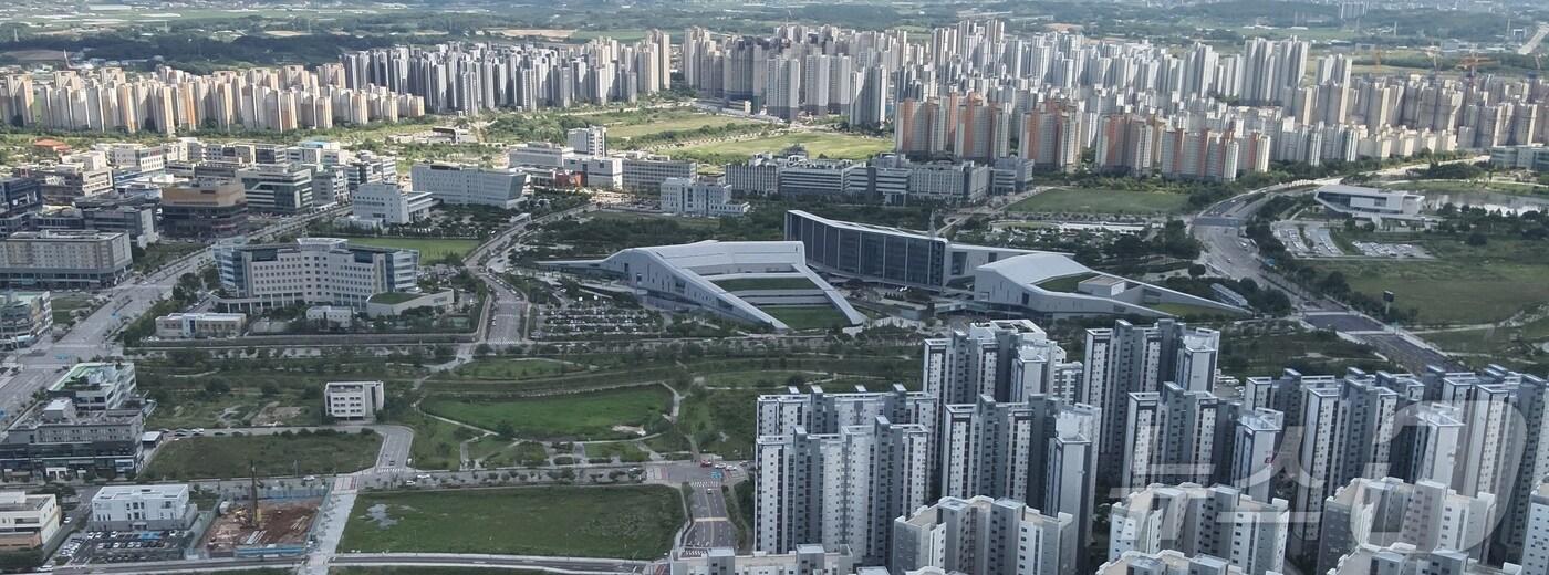 내포신도시 충남도청. /뉴스1