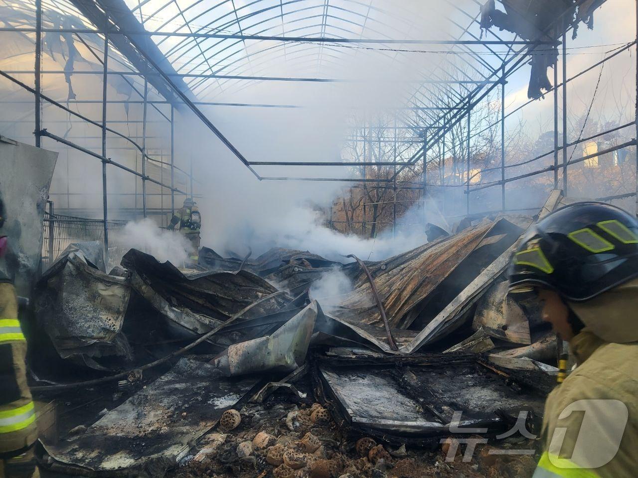 본문 이미지 - 화재 현장 모습.(경기도소방재난본부 제공)