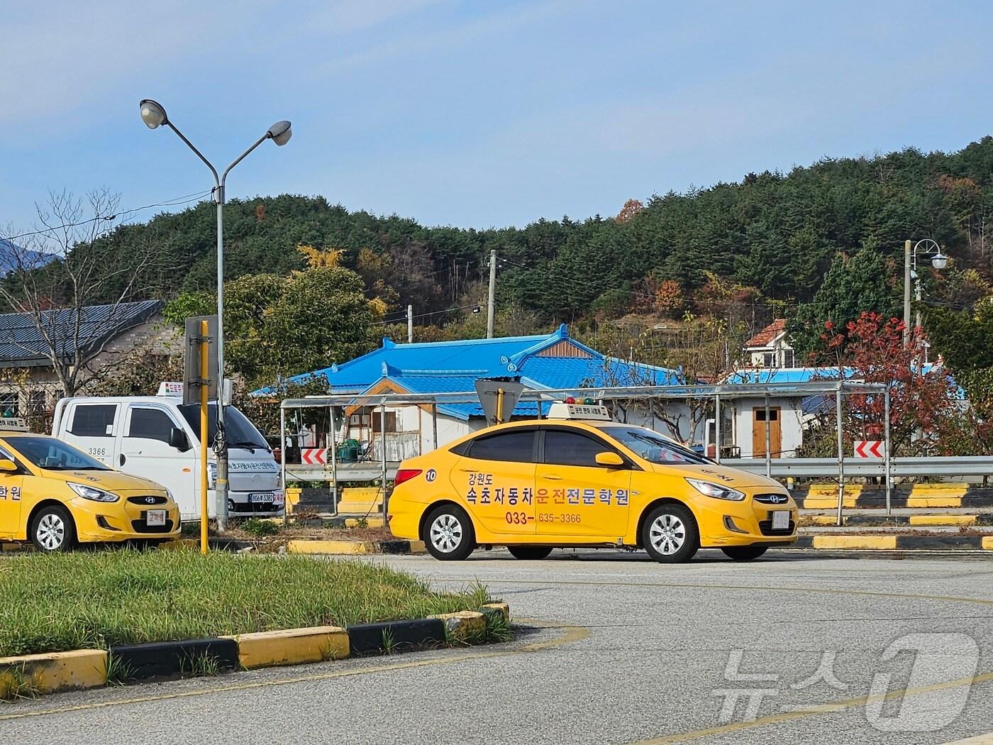 본문 이미지 - 속초시가족센터 결혼 이민자 운전면허 취득 지원 사업.(속초시 제공) 2025.2.5/뉴스1