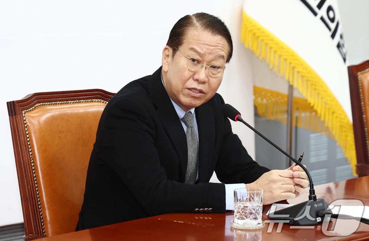 권영세 국민의힘 비상대책위원장이 6일 오전 서울 여의도 국회에서 신년 기자간담회를 하고 있다. 2025.2.6/뉴스1 ⓒ News1 김민지 기자