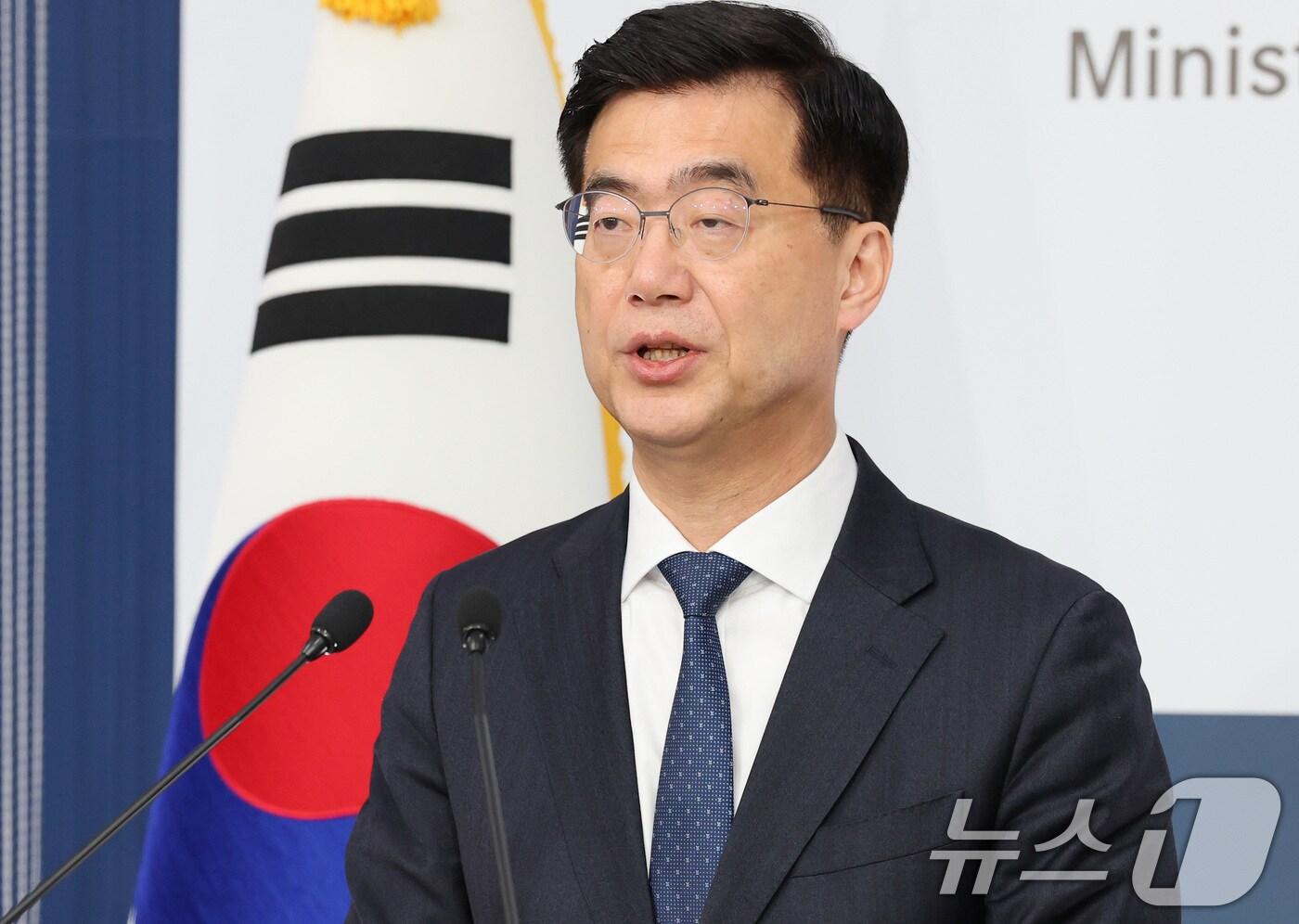 이재웅 외교부 대변인이 6일 서울 종로구 외교부 청사에서 정례브리핑을 하고 있다. 2025.2.6/뉴스1