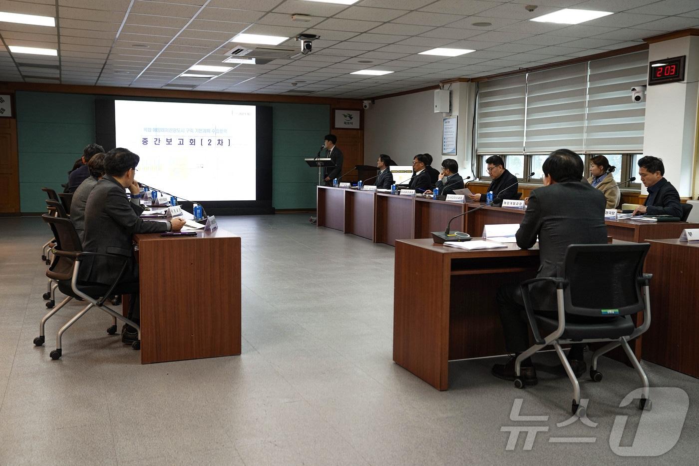 본문 이미지 - 목포시 복합 해양레저관광도시 구축 기본계획 수립 용역 중간보고회.(목포시 제공) 2025.2.7/뉴스1