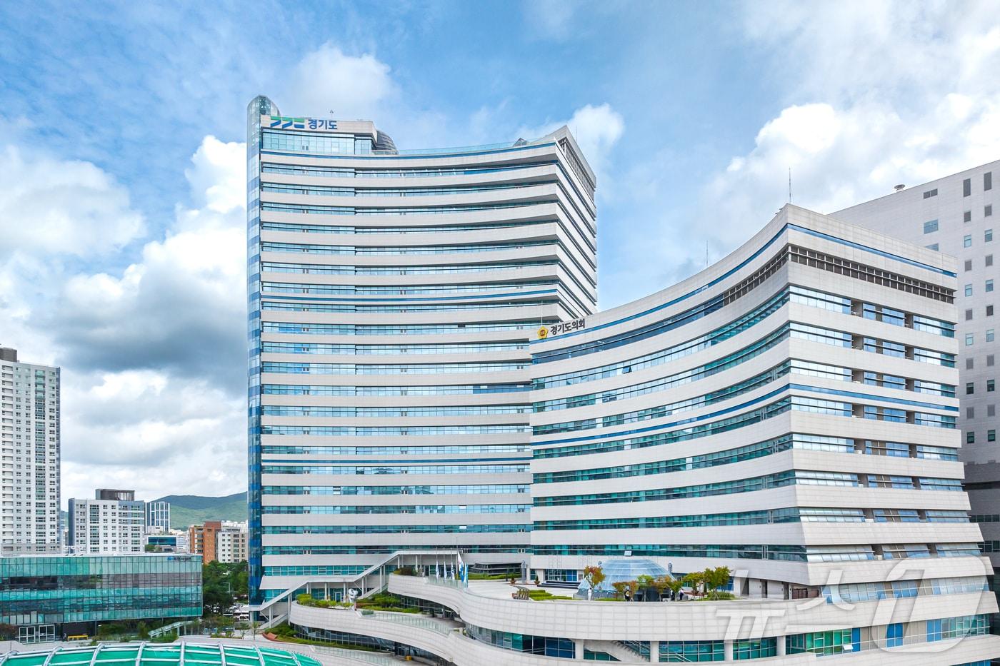 본문 이미지 - 경기도청사