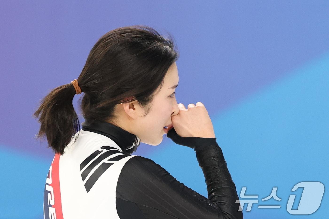 9일(현지시간) 중국 헤이룽장성 하얼빈 빙상훈련센터 다목적홀에서 열린 하얼빈 동계아시안게임 여자 쇼트트랙 3,000m 계주 결승에서 대한민국 김길리가 경기를 마치고 아쉬워하고 있다. 김건희, 김길리, 이소연, 최민정이 나선 대표팀은 4위를 차지했다. 2025.2.9/뉴스1 ⓒ News1 이승배 기자