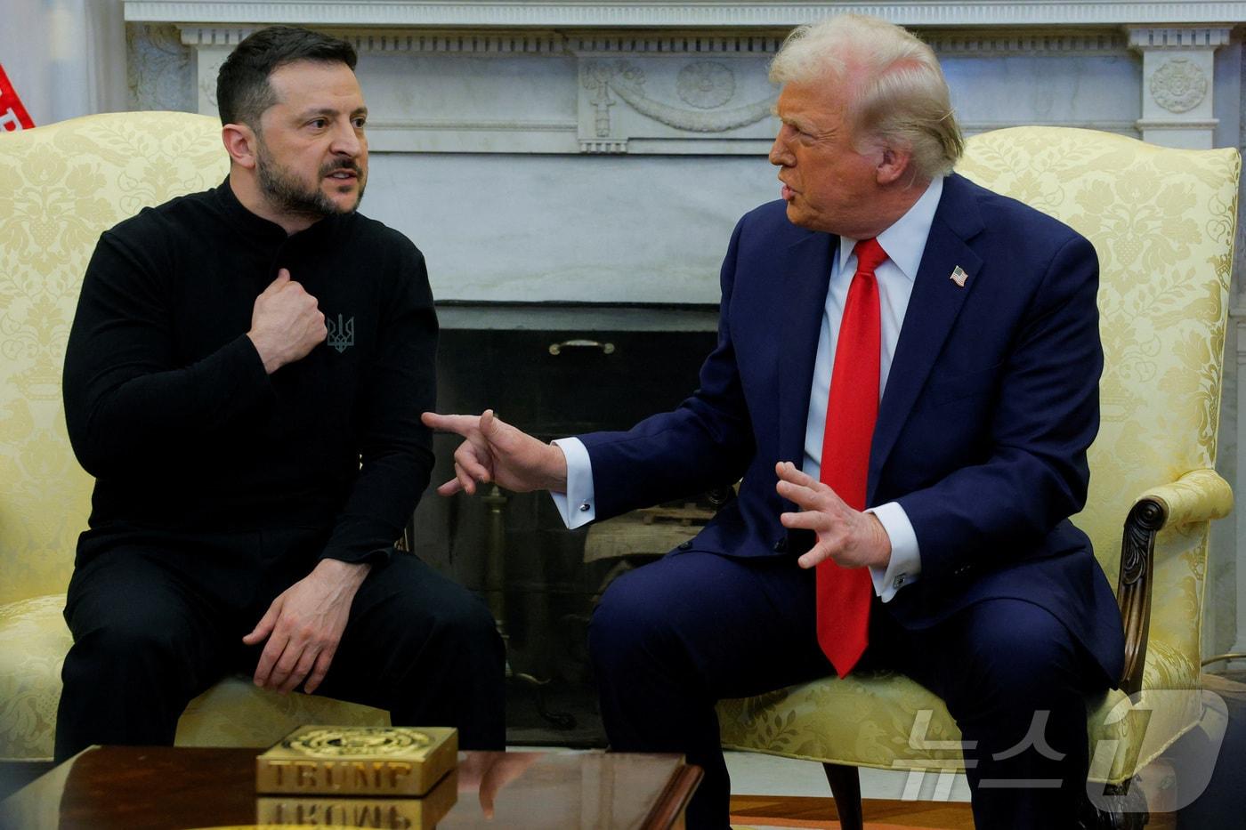 지난달 28일(현지시간) 백악관에서 열린 정상회담에서 젤렌스키 우크라 대통령이 트럼프 미국 대통령에게 강력하게 항의하고 있다. ⓒ 로이터=뉴스1 ⓒ News1 류정민 특파원