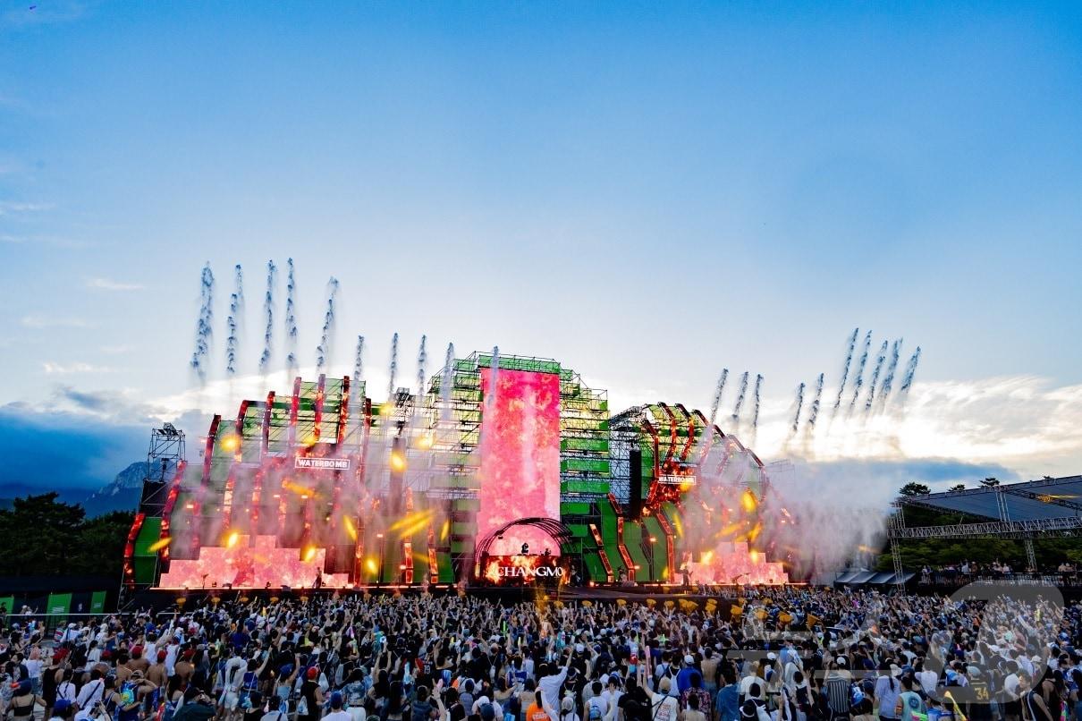 본문 이미지 - 워터밤 속초 2024(한화호텔앤드리조트 제공)