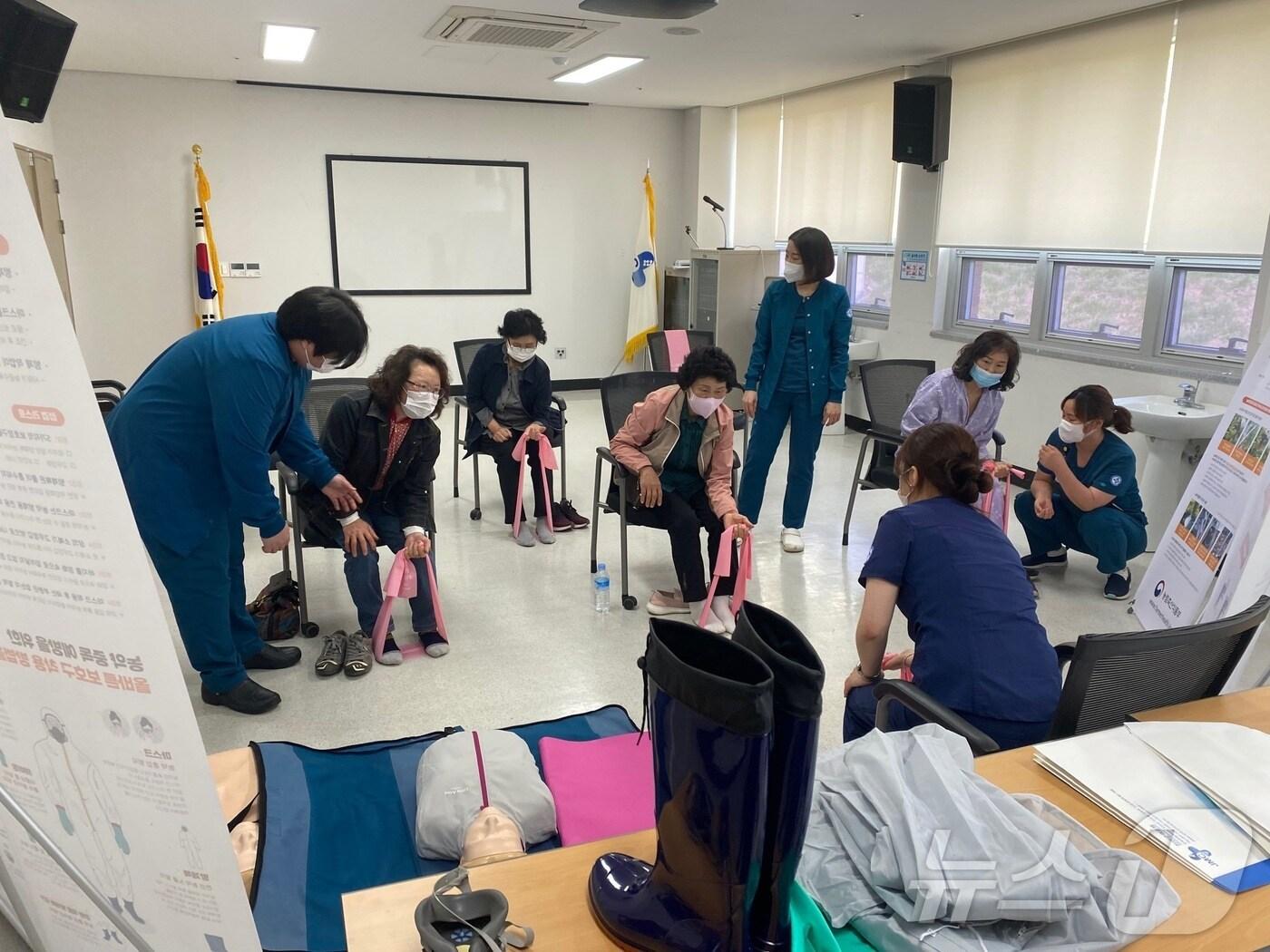 본문 이미지 - 전북자치도 진안군이 여성농업인을 대상으로 특수건강검진을 실시한다.(진안군제공. 재판매 및 DB금지)2025.3.10/뉴스1