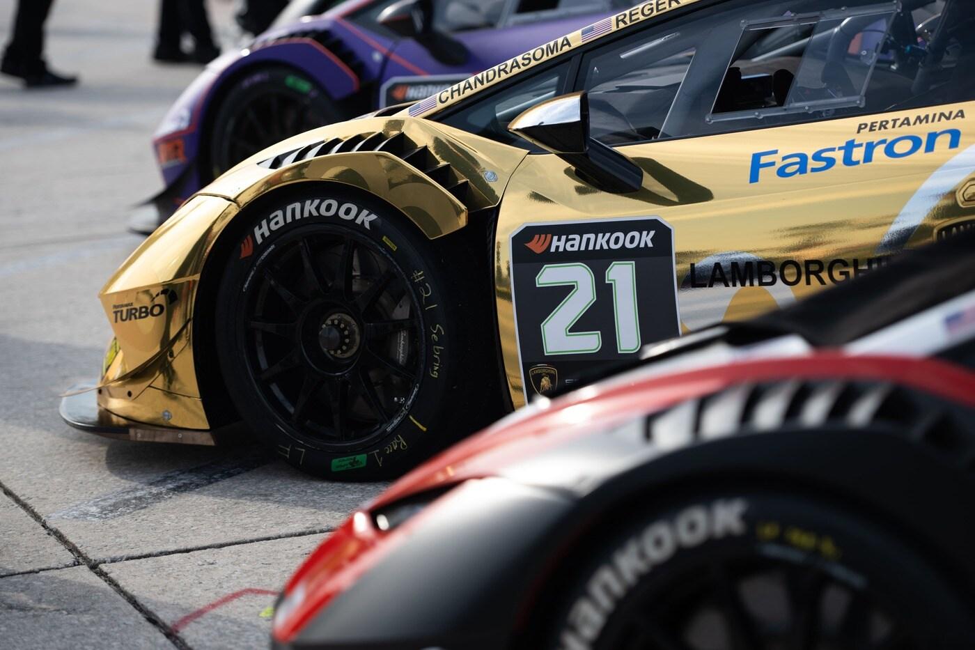 이탈리아 슈퍼카 브랜드 오토모빌리티 람보르기니가 주관하는 레이싱 대회 &#39;람보르기니 슈퍼 트로페오&#39; 시리즈의 지난 2024년 시즌 경기 모습&#40;한국타이어앤테크놀로지 제공&#41;. 2025.03.11.