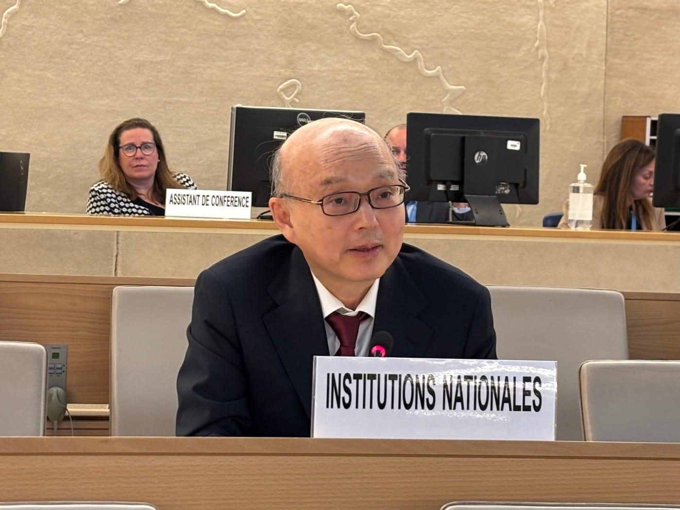 본문 이미지 - 안창호 국가인권위원장이 10일 스위스 제네바에서 열린 제58차 유엔 인권이사회에서 장애인의 디지털 접근권을 주제로 발표하고 있다. (인권위 제공)