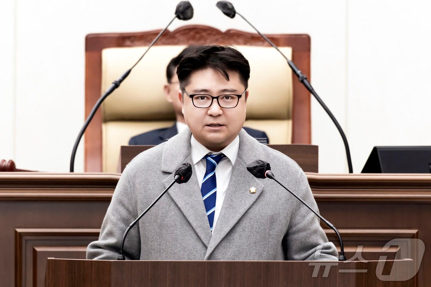 이희성 김포시의원이 5분 발언을 하고 있다.(김포시의회 제공) / 뉴스1