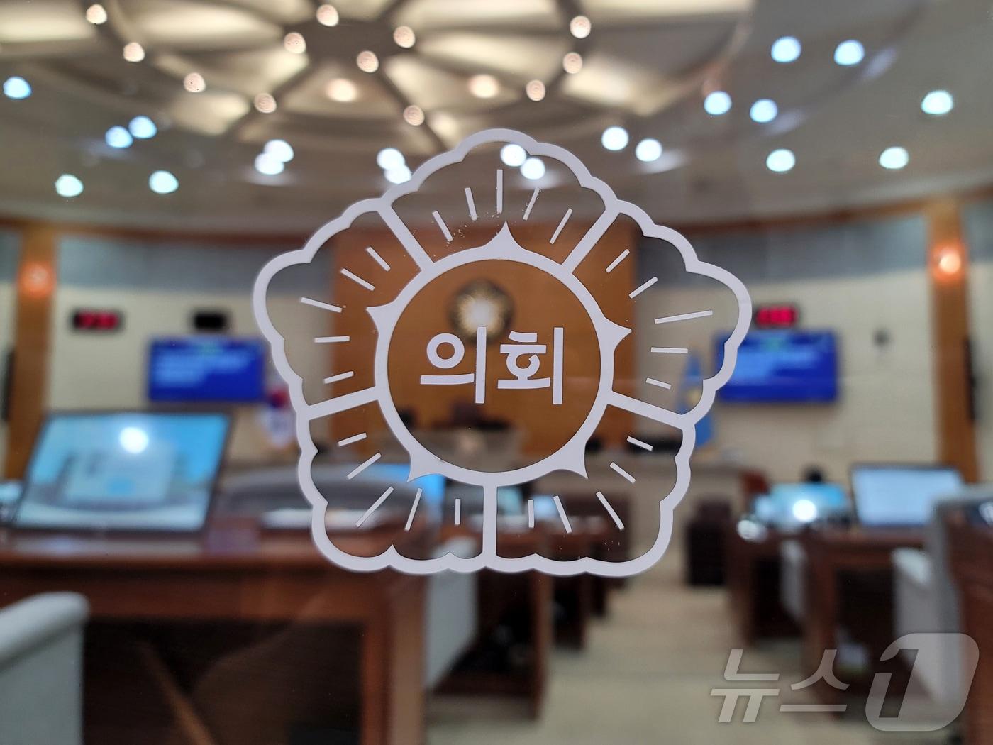 본문 이미지 - 11일 경북 포항시의회가 제3차 본회의 안건을 처리하고 322회 임시회를 폐회했다. (뉴스1 자료, 재판매 및 DB 금지) 