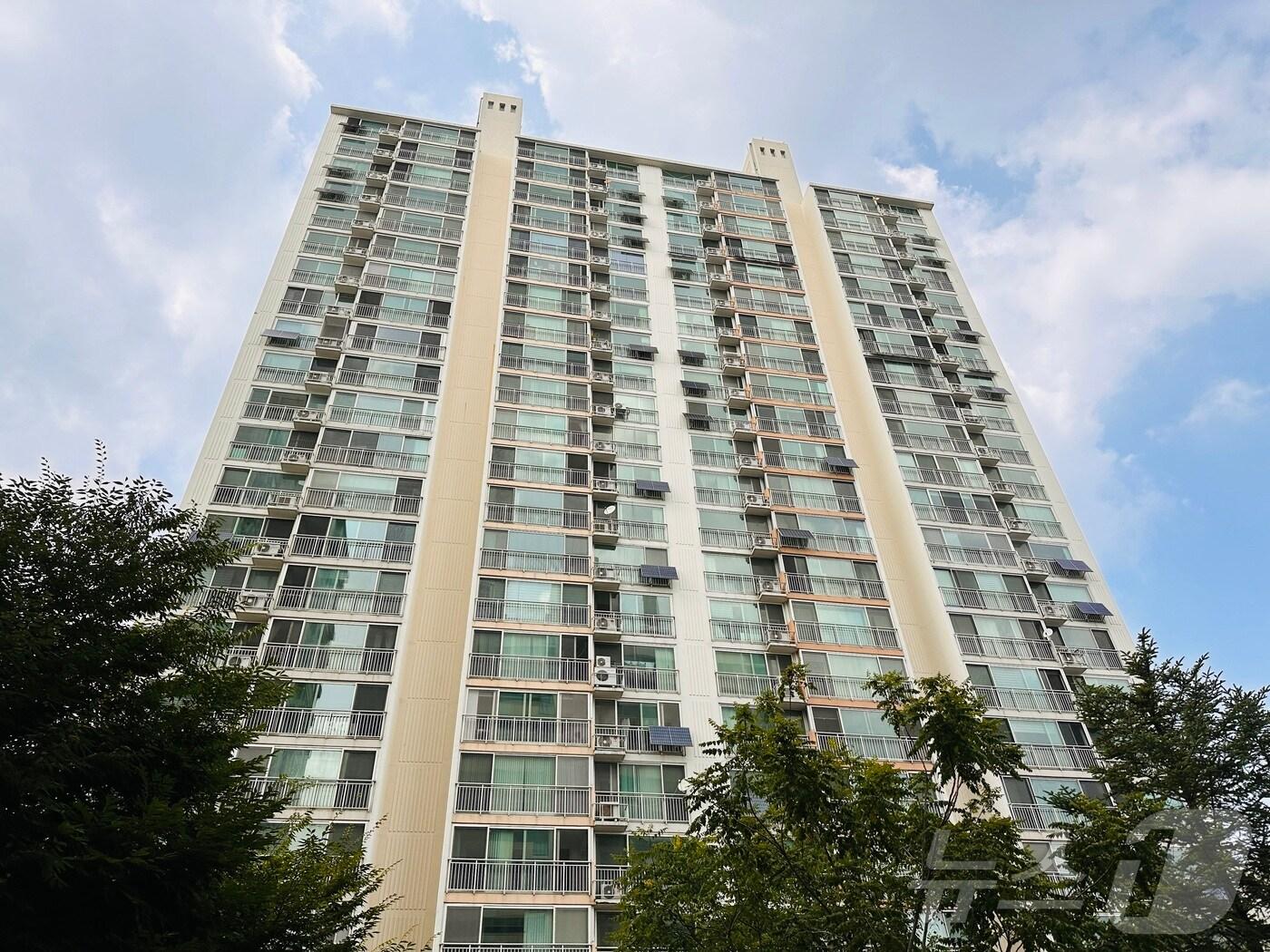 본문 이미지 - 미니태양광 설치모습.&#40;광명시 제공&#41;