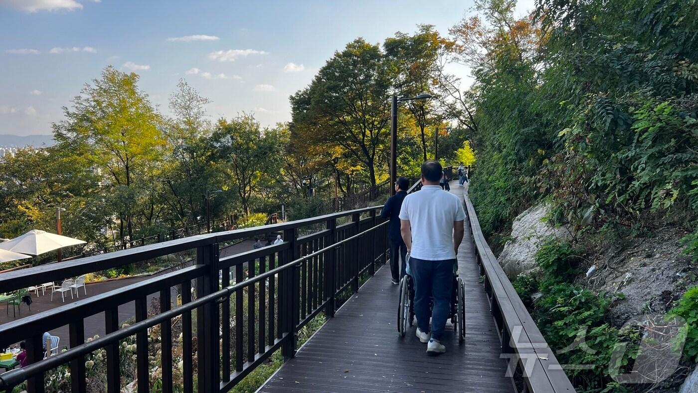 개운산 무장애숲길.(서울시 제공)