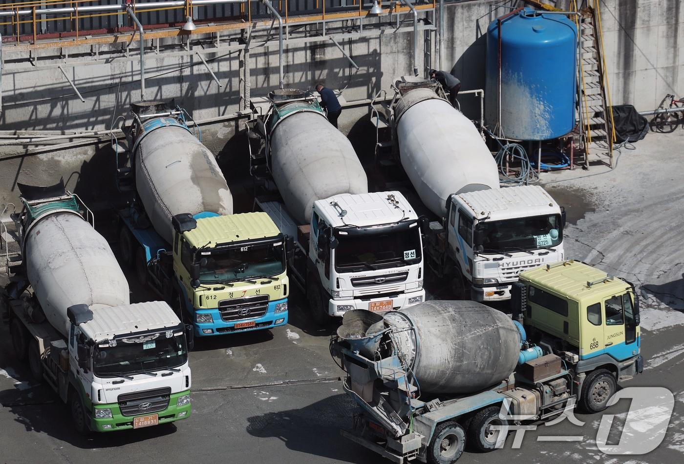레미콘 믹서트럭 모습./뉴스1 ⓒ News1 오대일 기자