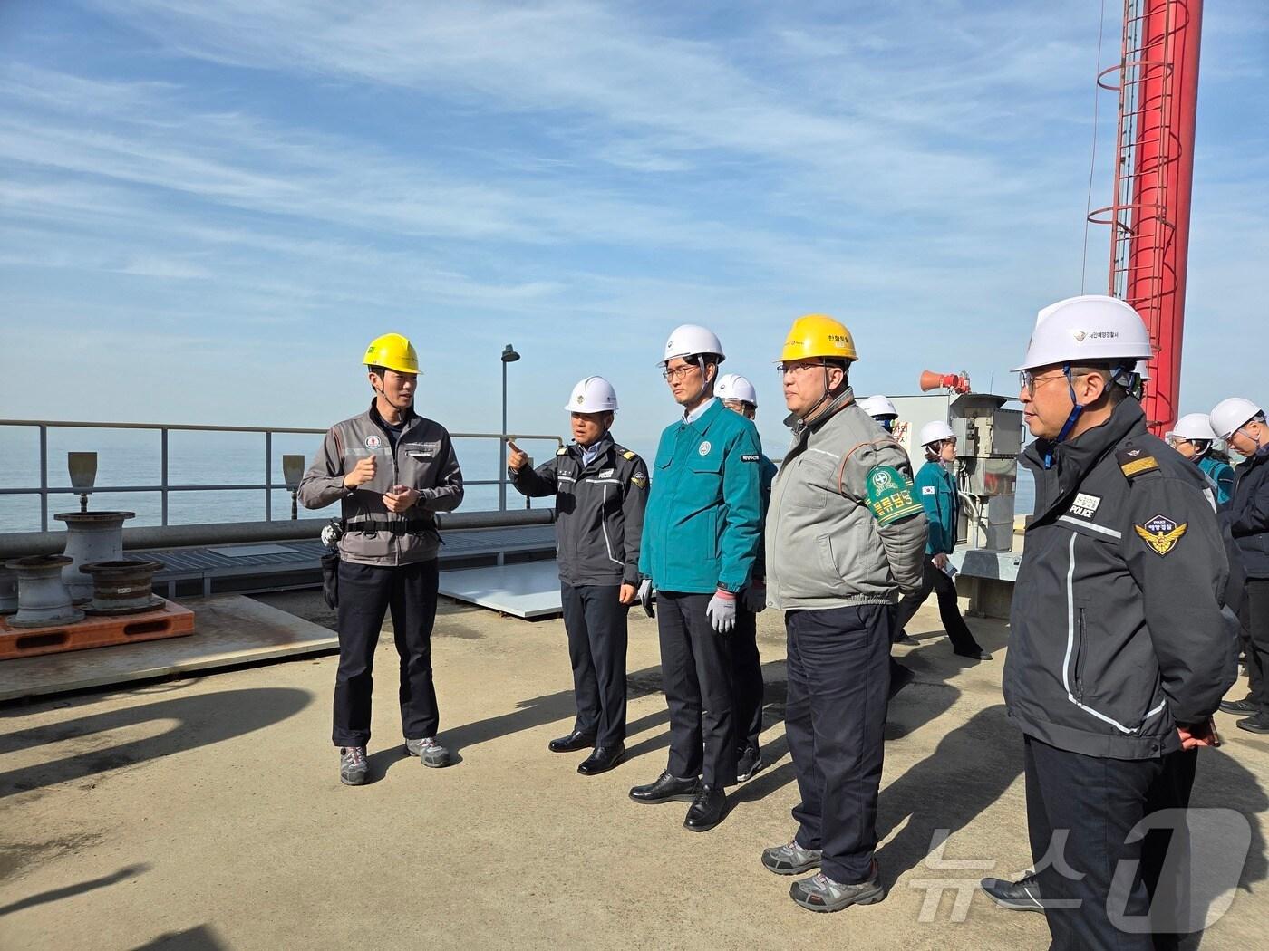 본문 이미지 - 점검현장(해양경찰청 제공.재판매 및 DB금지)