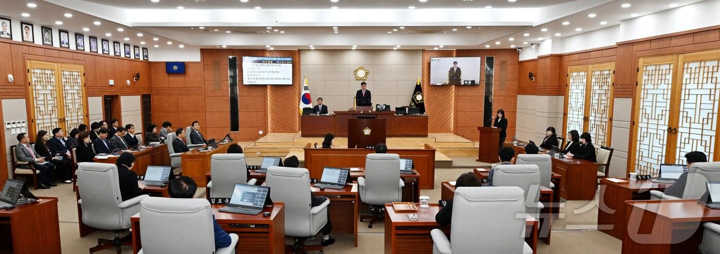 14일 울산 중구의회 본회의장에서 제271회 임시회 제1차 본회의가 열리고 있다. (중구의회 제공. 재판매 및 DB 금지) /뉴스1