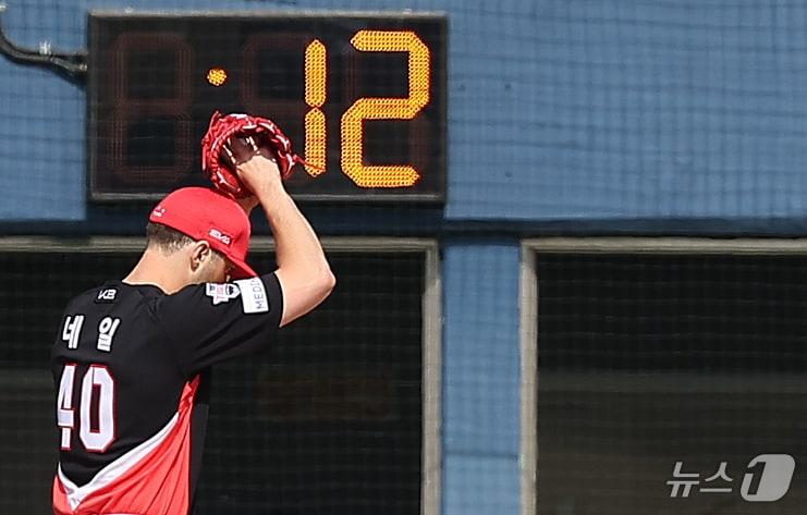 본문 이미지 - 2026시즌 피치클록 시간이 2초 단축된다. / 뉴스1 DB ⓒ News1 김진환 기자