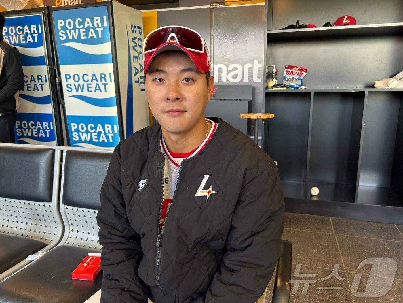 본문 이미지 -  16일 인천 SSG랜더스필드에서 열린 LG 트윈스와 SSG 랜더스의 시범경기에서 결승타를 친 SSG 최준우. 2025.3.16/뉴스1 ⓒ News1 문대현 기자