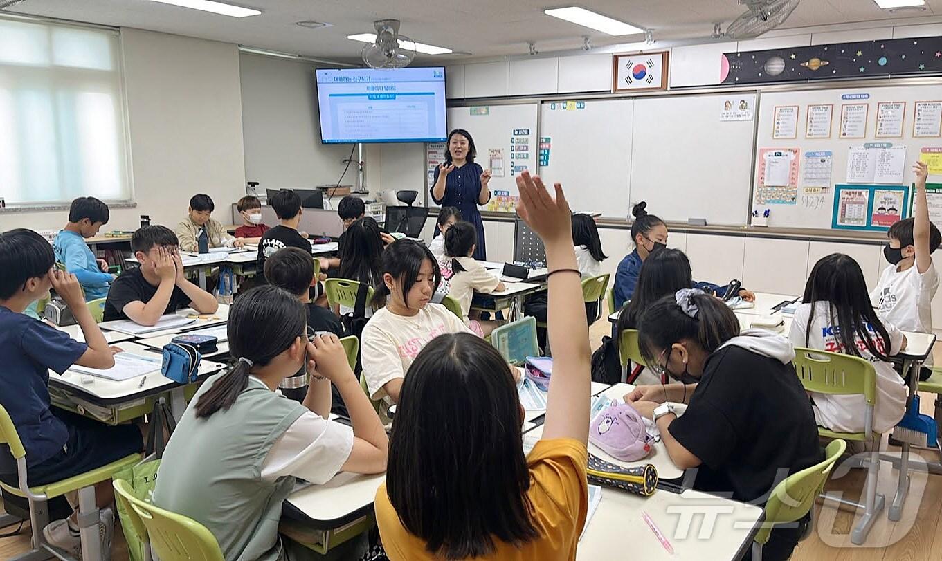 본문 이미지 - 대구 동구청소년상담복지센터가 또래상담자 양성교육 '또상메이트' 프로그램을 운영한다. (동구청소년상담복지센터 제공)