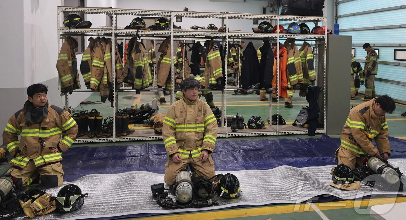 충북 증평소방서는 18일과 19일 이틀간 소방공무원의 현장 대응 능력 강화를 위한 전술훈련평가를 진행한다.(증평소방서 제공, 재판매 및 DB 금지)/뉴스1