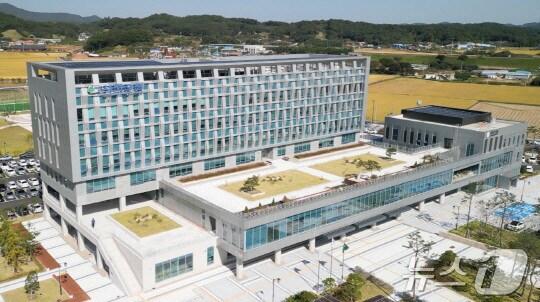 본문 이미지 - 서천군청 전경. /뉴스1