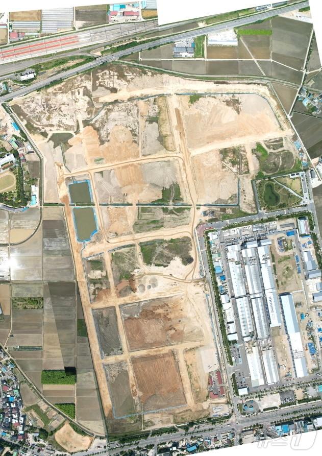 본문 이미지 - 현재 조성 중인 전주시 탄소소재국가산업단지 모습.(전주시 제공, 재판매 및 DB 금지)/뉴스1