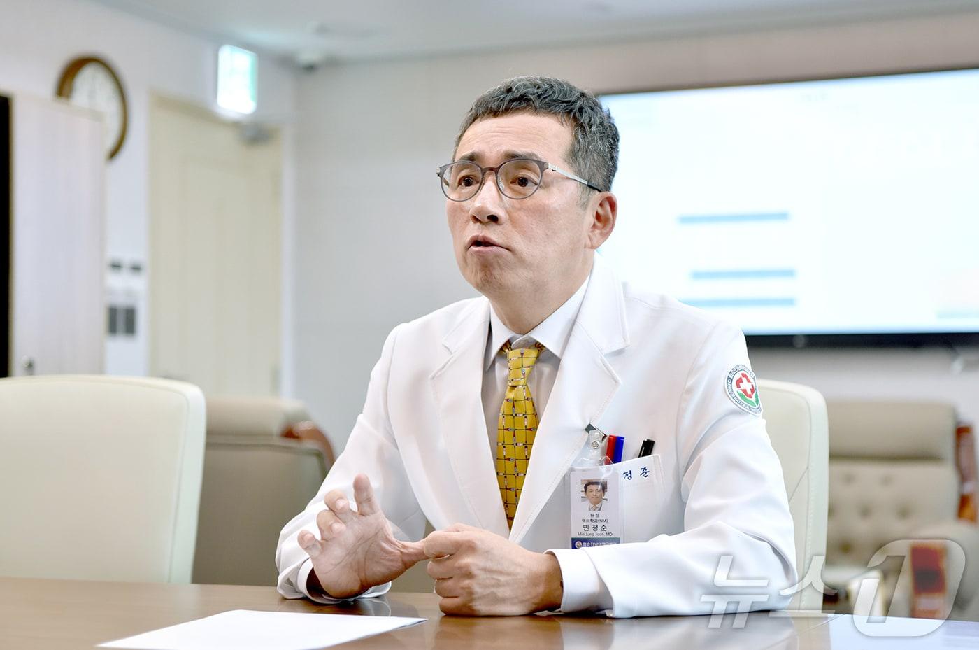 민정준 화순전남대학교병원장이 취임 1주년을 맞은 인터뷰에서 1년간의 소회를 말하고 있다.(화순전남대병원 제공. 재판매 및 DB 금지)