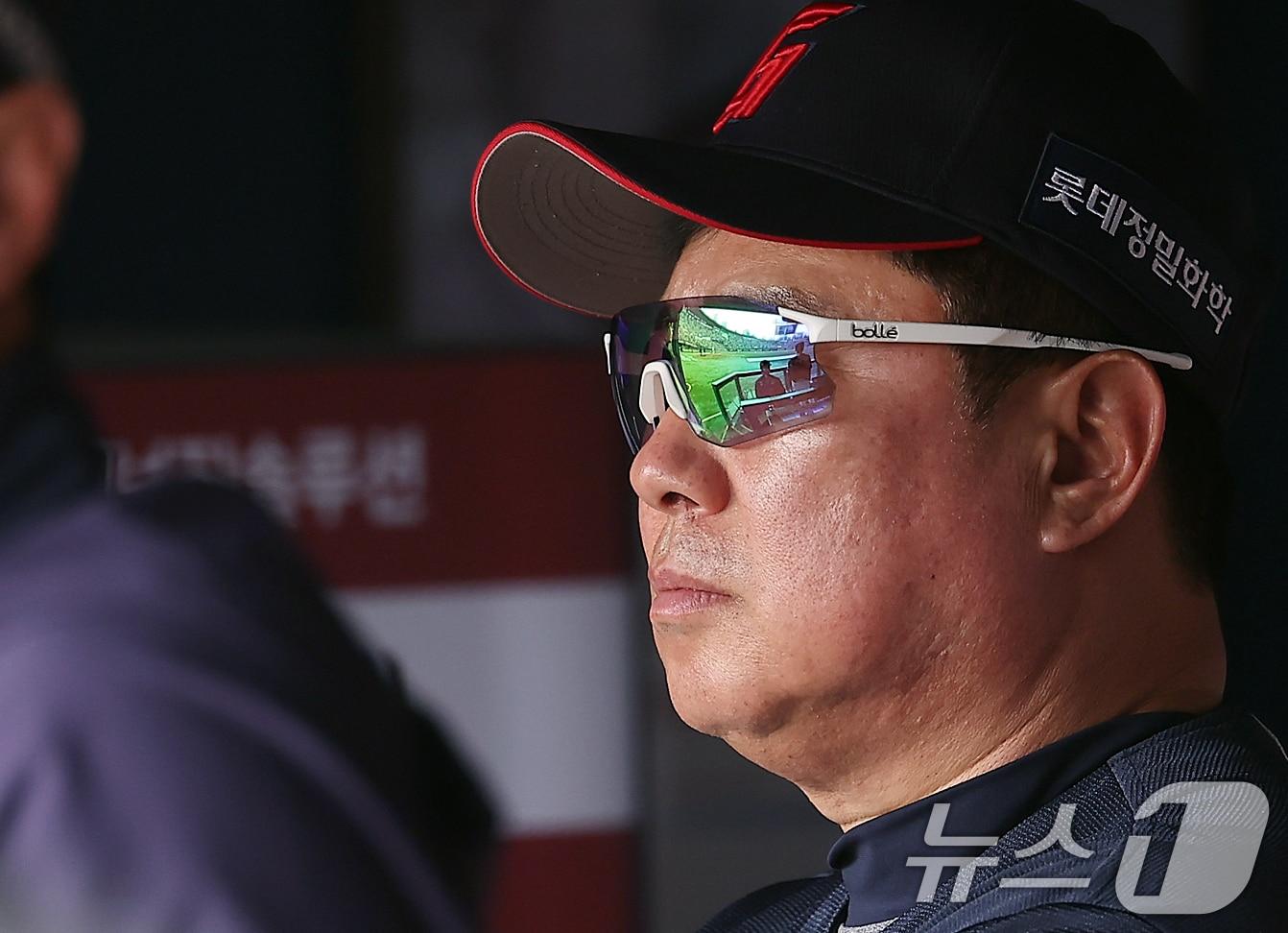 본문 이미지 - 최근 8연패에 빠진 롯데 자이언츠 김태형 감독. /뉴스1 DB ⓒ News1 김진환 기자