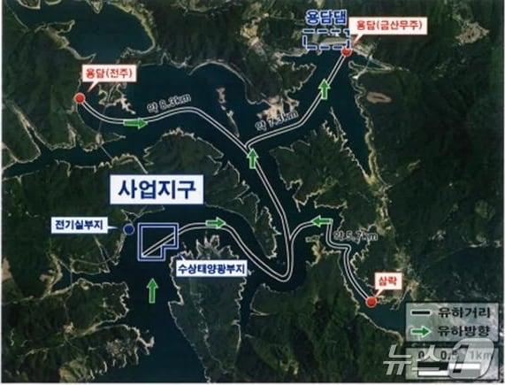 본문 이미지 - 한국수자원공사가 용담댐 상류에 수상태양광 발전시설 설치를 추진한다.(전북자치도의회제공. 재판매 및 DB금지)2025.3.25/뉴스1