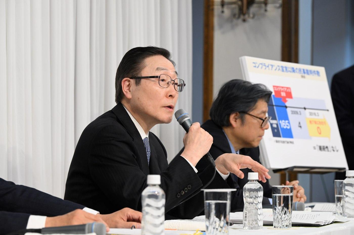 본문 이미지 - 다나카 도미히로 일본 가정연합 회장이 日 도쿄지법 법인해산 명령에 대한 입장을 밝히고 있다.(제공 한국 가정연합)